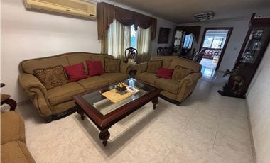 BETANIA / LAS MERCEDES / 360M / 4 HABITACION / 2 PARKING / TERRAZA