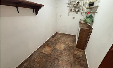 BETANIA / LAS MERCEDES / 360M / 4 HABITACION / 2 PARKING / TERRAZA