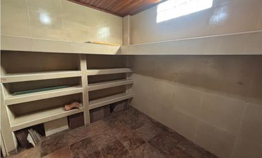 BETANIA / LAS MERCEDES / 360M / 4 HABITACION / 2 PARKING / TERRAZA