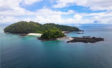 Isla de Puercos: Isla Titulada en Archipiélago de Las Perlas
