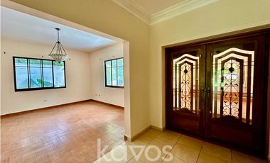 CASA EN VENTA - CAMINO DE CRUCES - ANCON