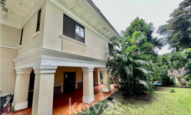 CASA EN VENTA - CAMINO DE CRUCES - ANCON