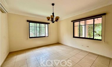 CASA EN VENTA - CAMINO DE CRUCES - ANCON