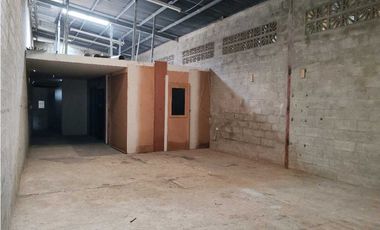 Bodega Parque lefevre Alquiler