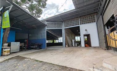 Bodega Parque lefevre Alquiler