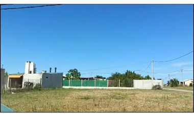 Venta Lote en esquina en Suace Pueblo, Sauce Montrul