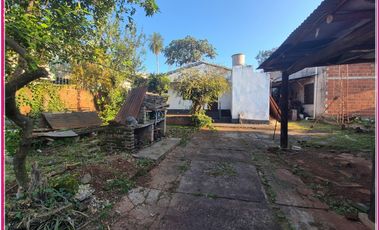 Terreno con casas a reciclar zona Hospital Madariaga