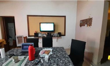 Casa en venta en Ezpeleta Oeste