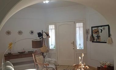 Chalet en venta en Bernal Centro