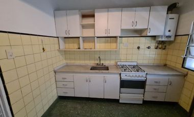 Casa en alquiler en Valentin Alsina