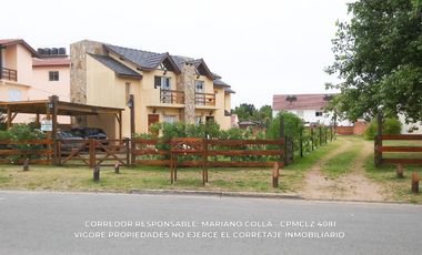 Dúplex en venta c/ cochera en Mar del Tuyú