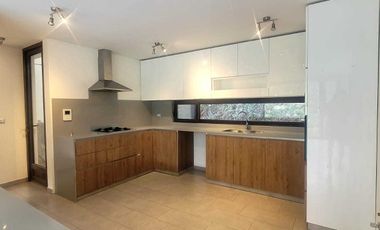 Casa en venta en LO BARNECHEA