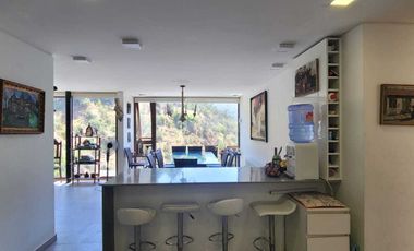 Casa en venta en LO BARNECHEA