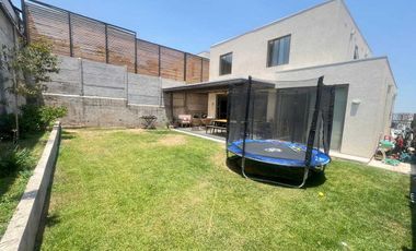 Casa en arriendo en LO BARNECHEA