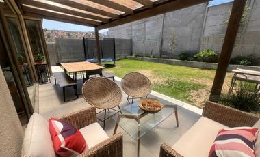 Casa en arriendo en LO BARNECHEA