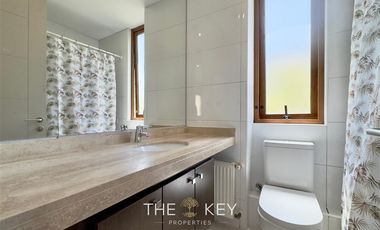 Casa en Arriendo en Av. Los Rios - Piedra Roja