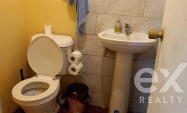 Casa en Venta en QUEMCHI / AV. PROVINCIAL