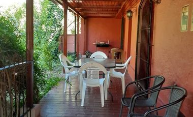 Casa en Arriendo en Camino El Volcán, El Melocoton