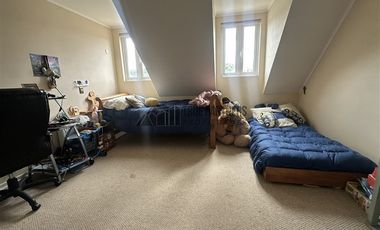 Casa en Arriendo en Av Dos Esteros 46