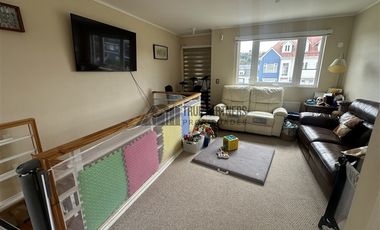 Casa en Arriendo en Av Dos Esteros 46