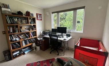 Casa en Arriendo en Av Dos Esteros 46