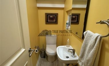 Casa en Arriendo en Av Dos Esteros 46