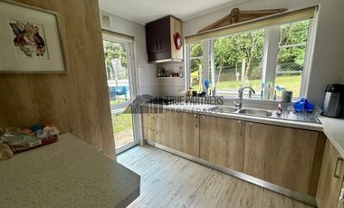 Casa en Arriendo en Av Dos Esteros 46