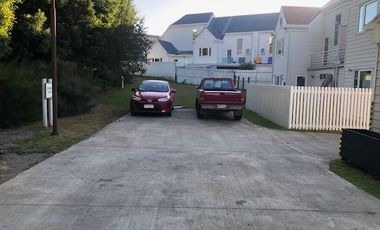 Casa en Arriendo en Av Dos Esteros 46