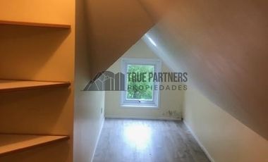 Casa en Arriendo en Av Dos Esteros 46