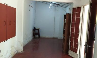Venta Casa Multifamiliar o Quinta 2000 m2 -Delviso