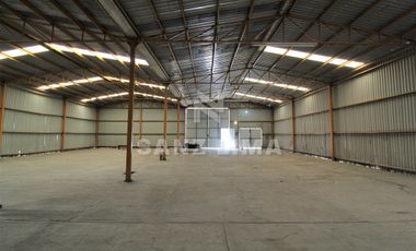 SALIDA A SALAMANCA: Terreno con bodega, rampa y excelente ubicación.