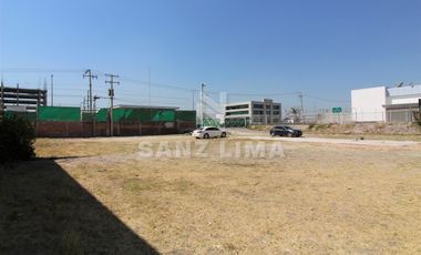 SALIDA A SALAMANCA: Terreno con bodega, rampa y excelente ubicación.