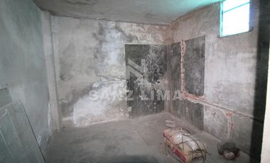 SALIDA A SALAMANCA: Terreno con bodega, rampa y excelente ubicación.