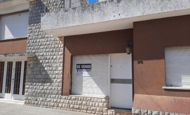 Casa en venta - 2 Dormitorios 2 Baños - Villa María