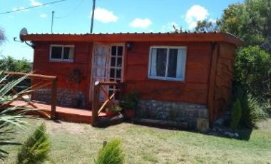 Casa en alquiler temporario - 3 Dormitorios 2 Baños - Cochera - Chapadmalal