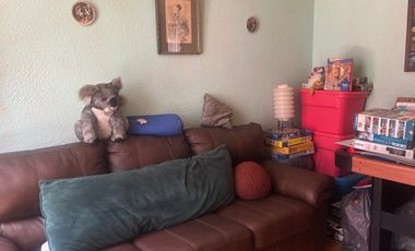 Casa sobre corredor jinetes