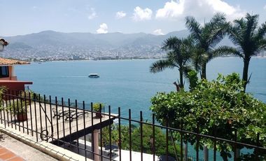 VILLA EN VENTA ACAPULCO TRADICIONAL VISTA Y ACCESO AL MAR
