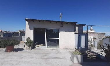 Bernal, casa en venta  4 amb con cochera