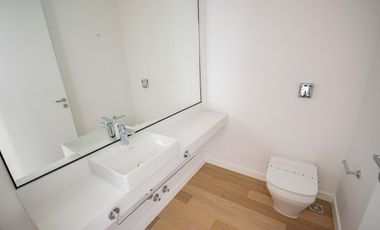 Departamento de 3 ambientes en  alquiler en Infinity Towers