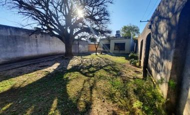 Casa en venta - 2 Dormitorios 1 Baño - Villa María