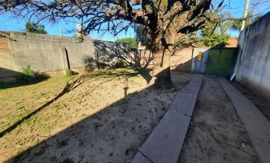 Casa en venta - 2 Dormitorios 1 Baño - Villa María