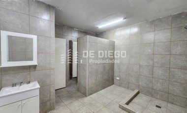 Alquiler local deposito 830 m2 Pablo Podesta, Tres de Febrero