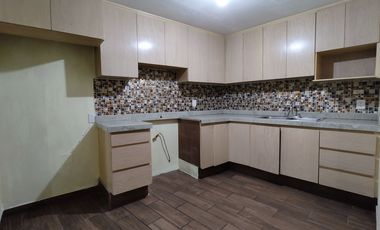 Casa con local comercial en RENTA, La Asunción, Tlaquepaque.