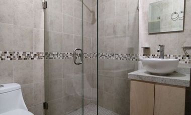 Casa con local comercial en RENTA, La Asunción, Tlaquepaque.