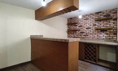 Casa con local comercial en RENTA, La Asunción, Tlaquepaque.