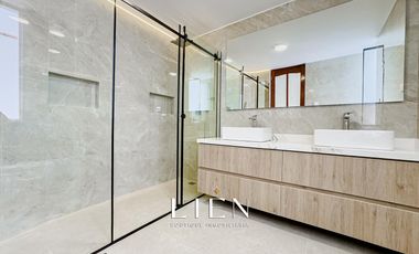 Casa remodelada en condominio Alquiler, San Isidro