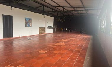 ARRIENDO de LOCALES en PEREIRA