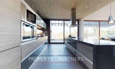 Vanguardista casa en Lo Curro