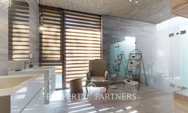 Vanguardista casa en Lo Curro