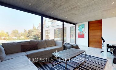 Vanguardista casa en Lo Curro